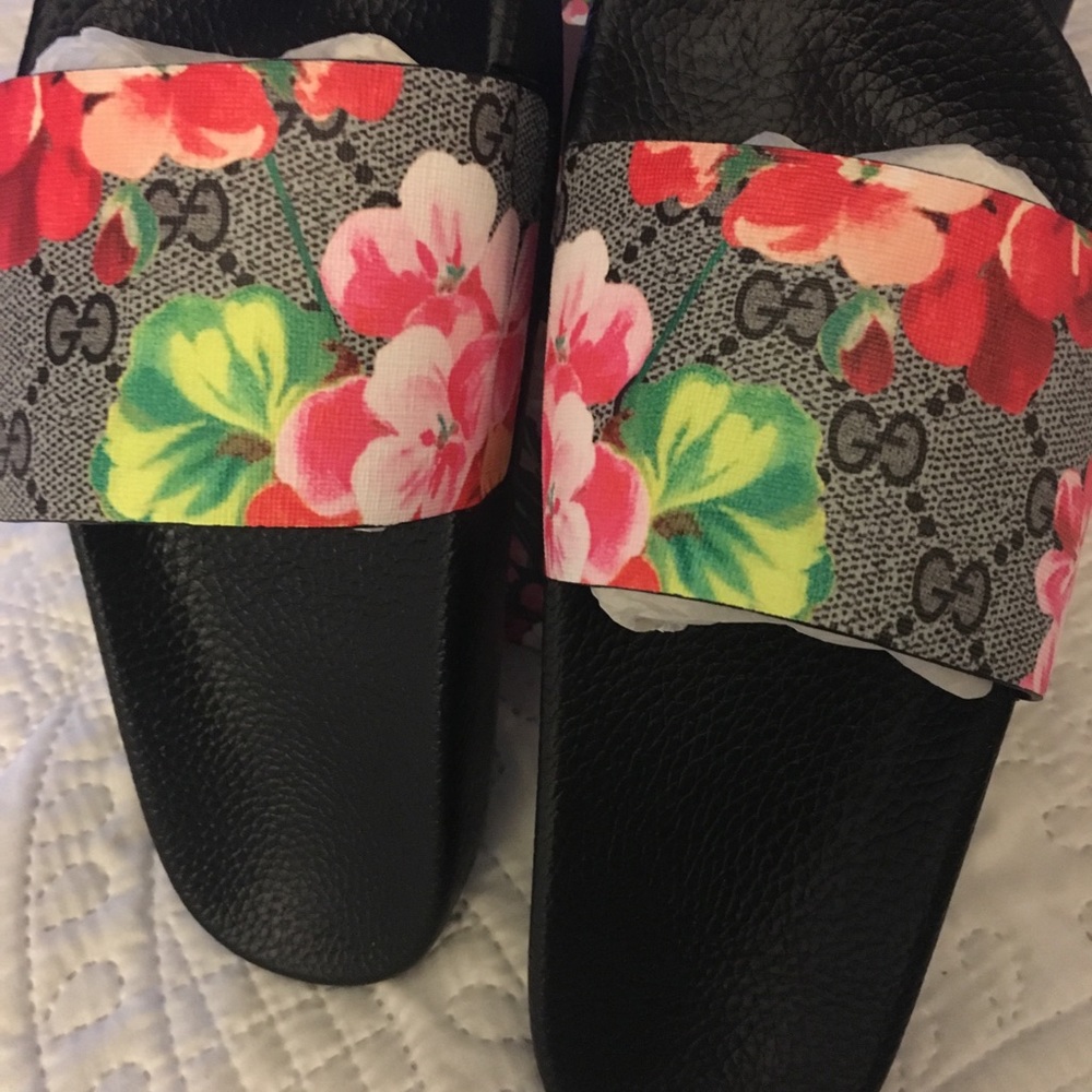 Women’s slides